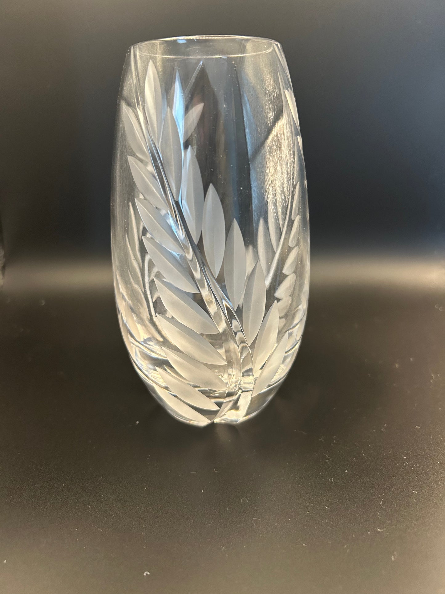 Mikasa Roma Cut 5 1/2 " Vase