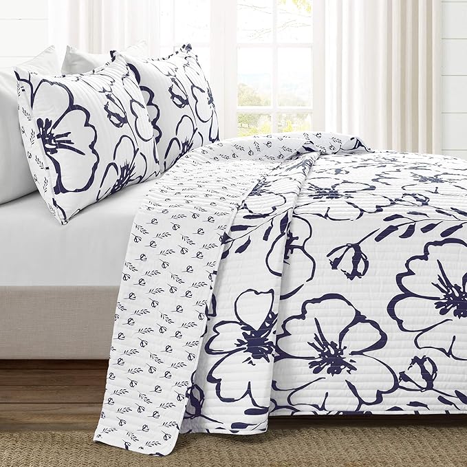 Lush Decor Scandinavian Reversible Quilt 3 Pc Set Full/Queen - Navy/White